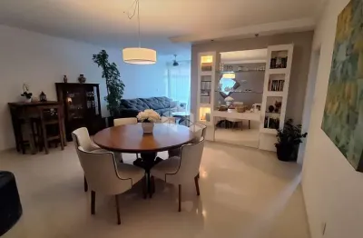 Apartamento 3 Dormitórios no Edifício Baía de Itaguaçu - Coqueiros