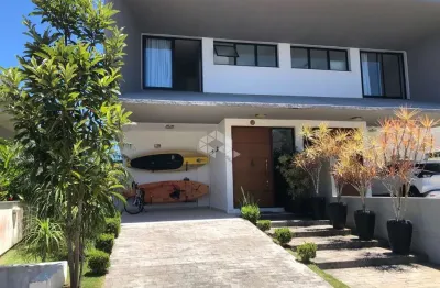 Casa com 3 quartos à venda na Rua da Escova de Garrafa, 541, Cachoeira do Bom Jesus, Florianópolis