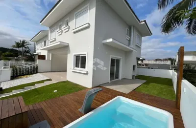 Casa 3 dormitórios sendo 3 suítes na daniela - florianópolis/sc