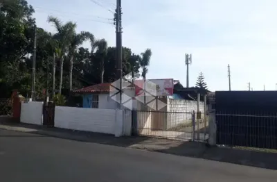 Casa com 3 dormitórios no bairro ingleses do rio vermelho em florianópois/sc