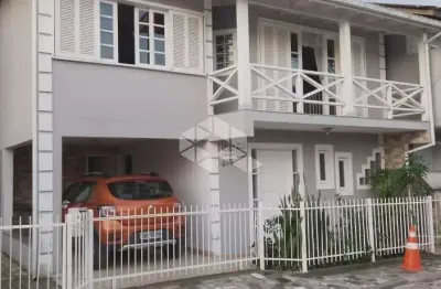Casa com 2 quartos à venda na Albatroz, 433, Ingleses do Rio Vermelho, Florianópolis