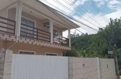 Sobrado 5 dormitórios sendo 2 suíte na cachoeira do bom jesus