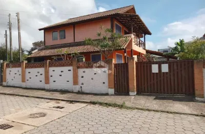 Casa com dois quartos, sendo uma suíte - são joão do rio vermelho - florianópolis/sc