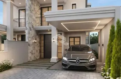 Casa duplex geminada com 03 suítes nos ingleses do rio vermelho