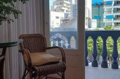 Apartamento 3 dormitórios no centro de caxias do sul