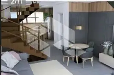 Casa geminada de 02 ou 03 dormitórios no nsa sra da saúde
