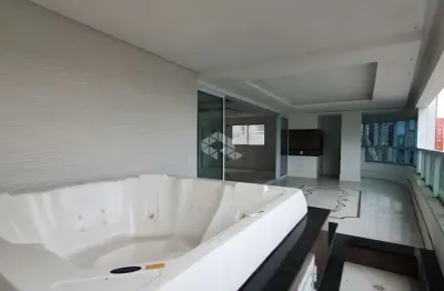Apartamento de luxo pronto para morar a poucos metros do mar no edifício murano em meia praia, itapema
