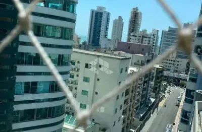 Apartamento 3 suítes, 4 banheiros, 2 vagas de garagem em itapema