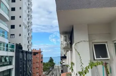 Cobertura duplex com dois quartos próxima  ao mar- oportunidade de compra e investimento