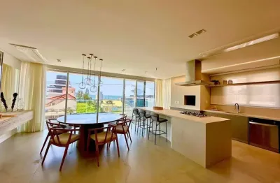 Apartamento 04 dormitórios , 04 suítes e 04 vagas de garagem