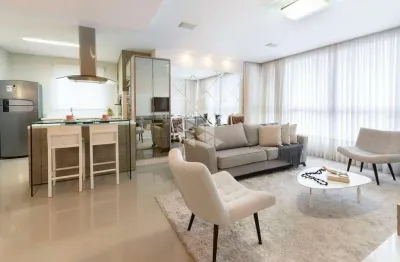 Apartamento mobiliado 3 suítes no centro de balneário camboriú