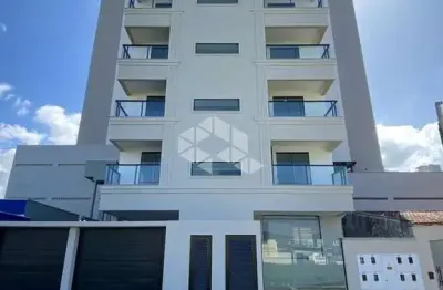 Apartamento com 2 suítes, 1 vaga no perequê, 550m do mar