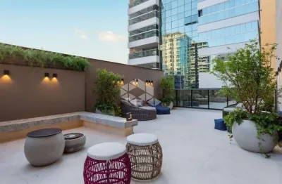 Flat com 1 quarto à venda na Rua 238, 315, Meia Praia, Itapema