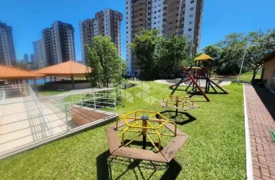 Apartamento 2 quartos e 1 vaga em itapema à 1km da praia