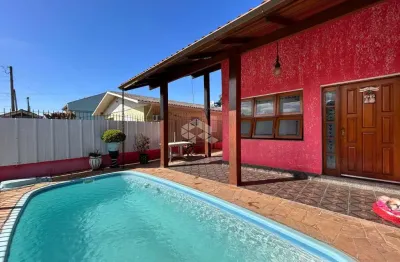 Casa 3 dormitórios, 3 banheiros, sala, cozinha, garagem, aceita financiamento bancário