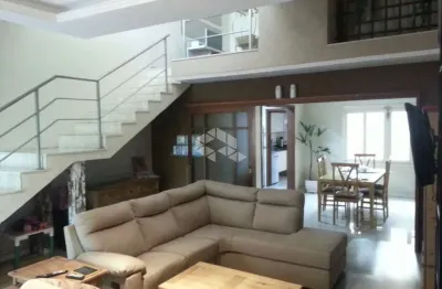 Excelente casa estilo sobrado no morro do espelho em são leopoldo-rs