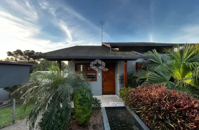 Casa com piscina, quiosque e 3 dormitórios em ivoti