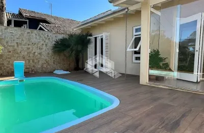 Casa 3 dormitórios com piscina - oportunidade única na região, aceita financiamento