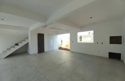 Casa Sobrado 2 dormitórios, sala, 2 banheiros, garagem , churrasqueria, aceita financiamento bancário.