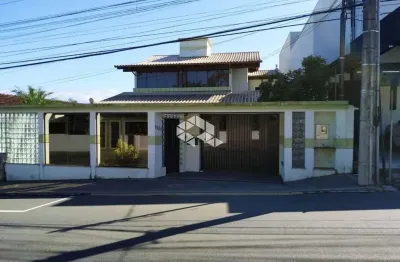 Casa mobiliada 2 suítes + 2 quartos na vila lenzi em jaraguá do sul, sc
