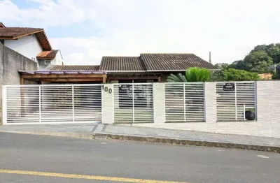 Casa a venda com 2 quartos próximo ao centro no bairro vila lenzi