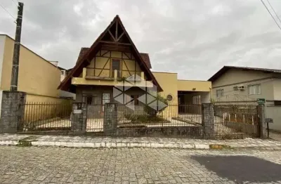 Terreno com 2 casas no bairro czerniewicz em jaraguá do sul sc