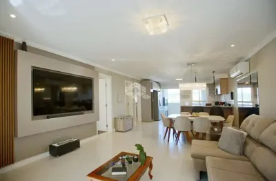 Casa sobrado, 3 dormitórios , sendo 2 suítes, no bairro medianeira