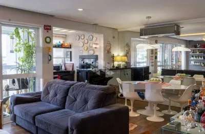 Apartamento alto padrão 2 suítes no riserva menino deus