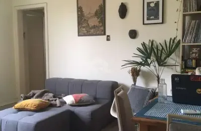 Apartamento a venda de 2 dormitórios no bairro floresta