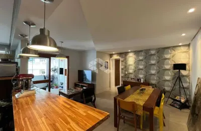 Apartamento de 3 dormitórios a venda com box, no menino deus