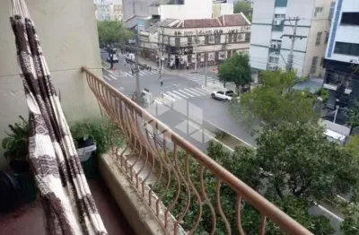 Baixou o valor.apartamento na cidade baixa com 3 dormitórios, sacada e lareira