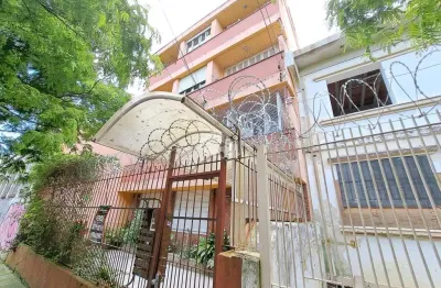Apartamento 2 dormitórios  frente garden no bairro cidade baixa