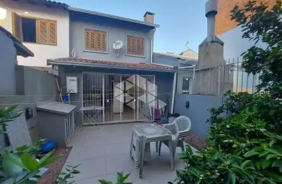 Sobrado 3 dormitórios bairro aberta dos morros, porto alegre