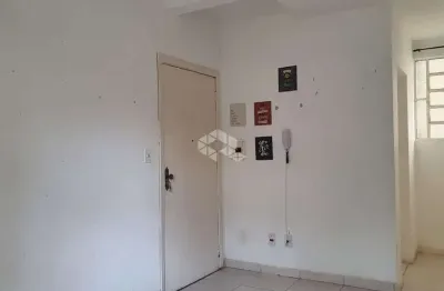 Apartamento térreo com 01 dormitórios á venda  no bairro higienópolis