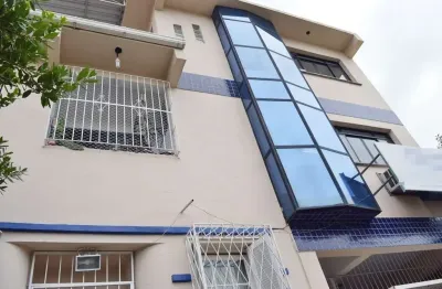 Casa em condomínio fechado com 5 quartos à venda na Rua Germano Hasslocher, 254, Azenha, Porto Alegre