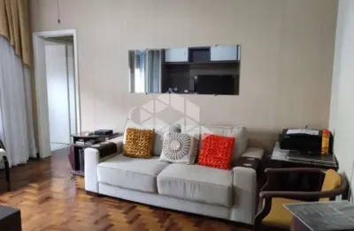Apartamento com 02 dormitórios e 2 garagens no bairro moinhos de vento
