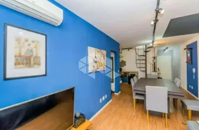 Cobertura mobiliada no menino deus de 2 dormitórios totalmente mobiliada,  no bairro menino deus