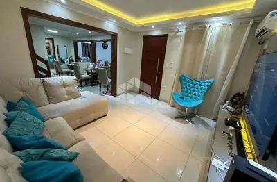 Casa com 2 quartos à venda na Rua São Joaquim, 115, Glória, Porto Alegre