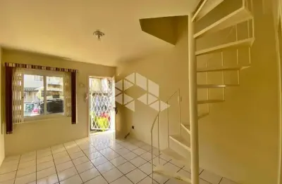 Casa em condomínio no bairro protásio alves em porto alegre.