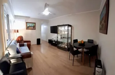 Apartamento com 3 quartos à venda na Rua Coronel Genuino, 310, Centro Histórico, Porto Alegre