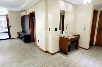 Diferenciado apartamento com 120m², 03 dormitórios e garagem.