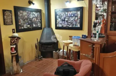 Casa com 4 quartos à venda na Rua Coronel Jaime da Costa Pereira, 320, Partenon, Porto Alegre