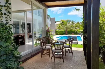 Excelente casa à venda em jurerê internacional, com 4 quartos e 550m²