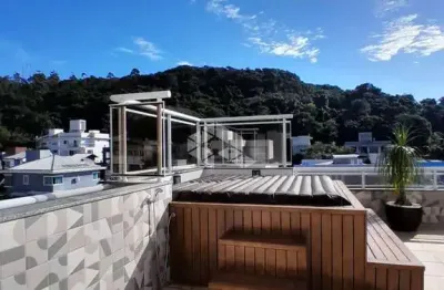 Cobertura  à venda  com 4 dormitórios em canasvieiras