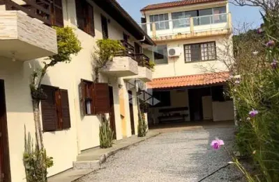 Prédio à venda na Rua João de Barro, 76, Canasvieiras, Florianópolis