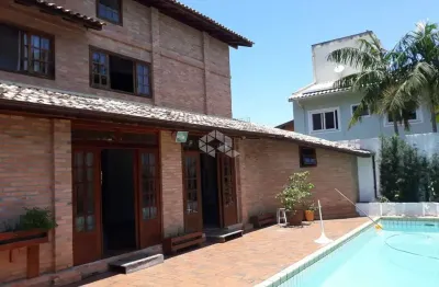 Casa  com piscina à venda em sambaqui - florianópolis/sc