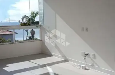 Apartamento com 2 dormitórios e vista mar, à venda em cachoeira do bom jesus