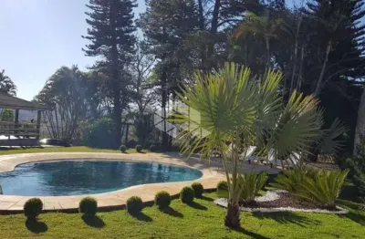 Chácara à venda, 1603m², 4 quartos/dormitórios (1 suíte), à 50km de são paulo