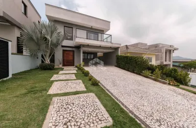 Casa em condomínio à venda no suru, santana de parnaíba - 4 quartos (3 suítes), piscina e parcelamento direto com o proprietário