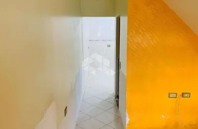 2 sobrados independentes no mesmo terreno - ideal para moradia ou renda!